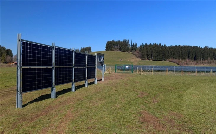 Agri-PV Vertical Mounting